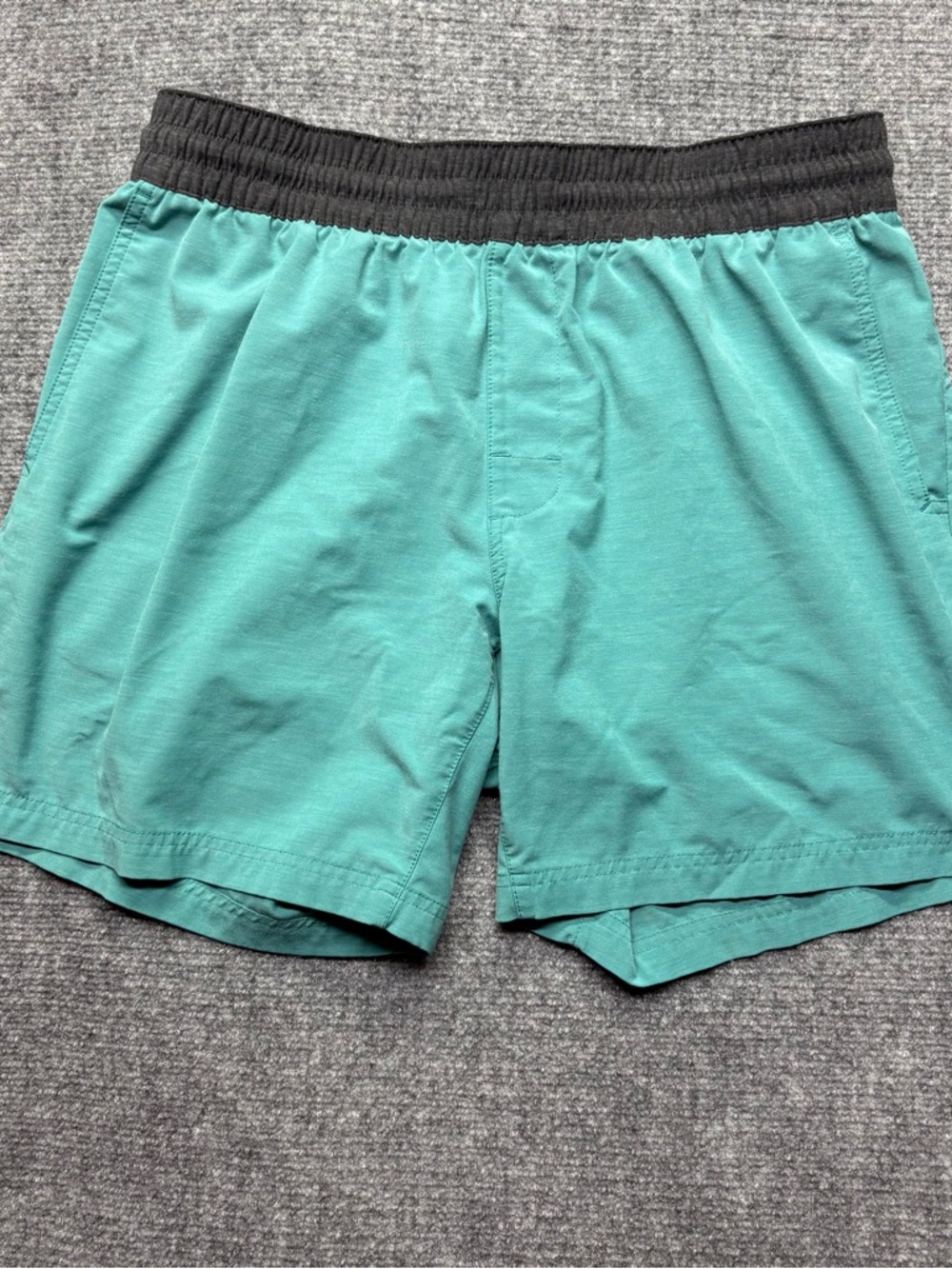 prAna Athletic Shorts Mens Large 6" Green Elastic Band Yoga Activewear Outdoor